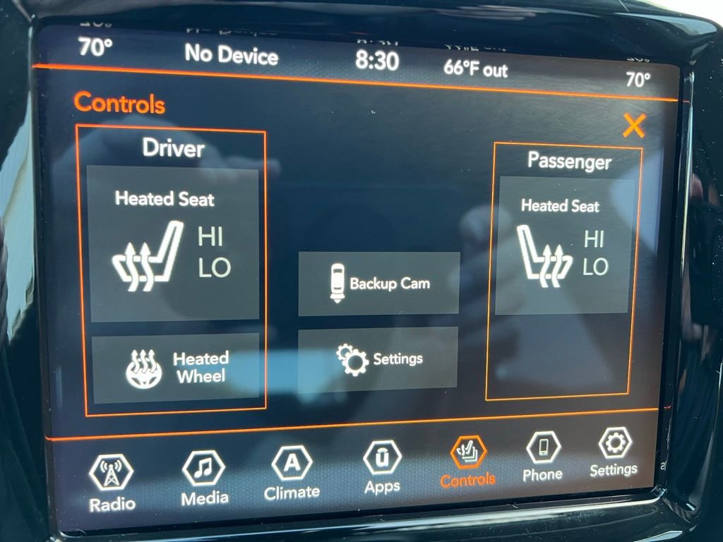 Used 2022 Jeep Cherokee Limited image 39