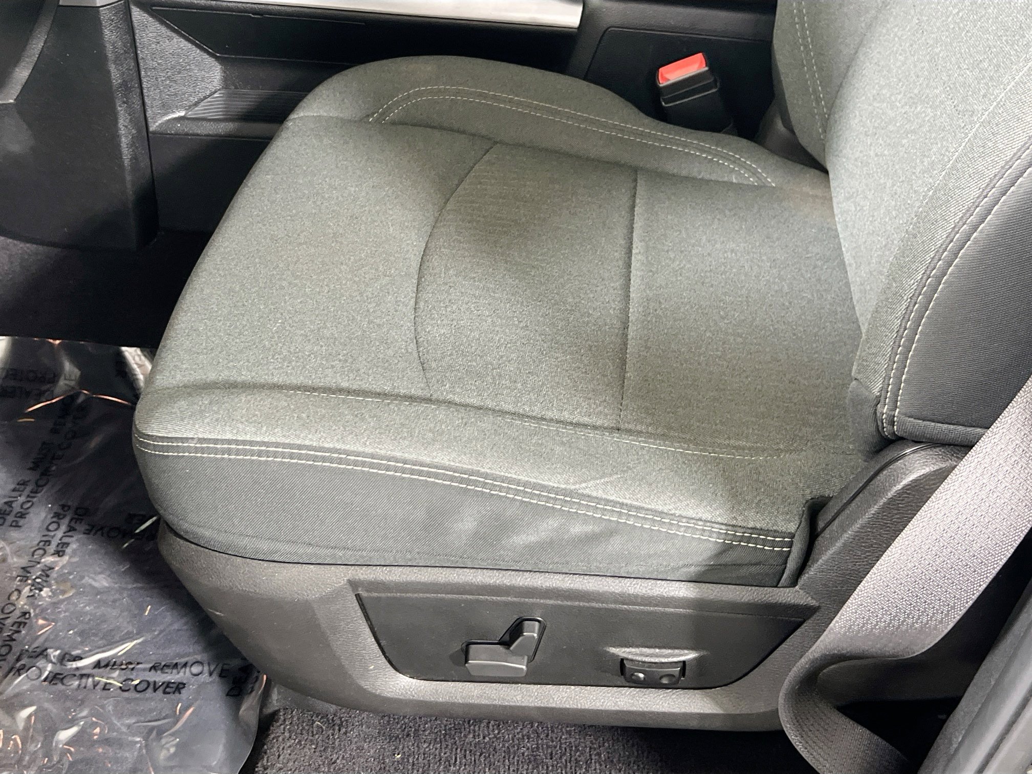 Used 2022 RAM 1500 Classic Warlock w/ Technology Package I image 18