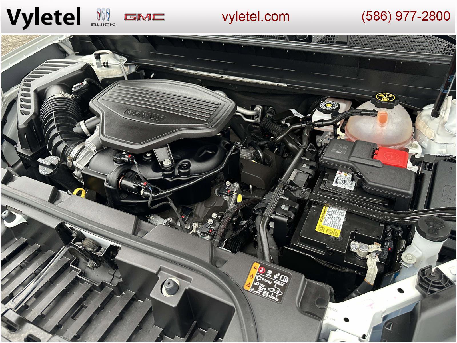 Certified 2023 GMC Acadia Denali w/ Denali Ultimate Package image 8