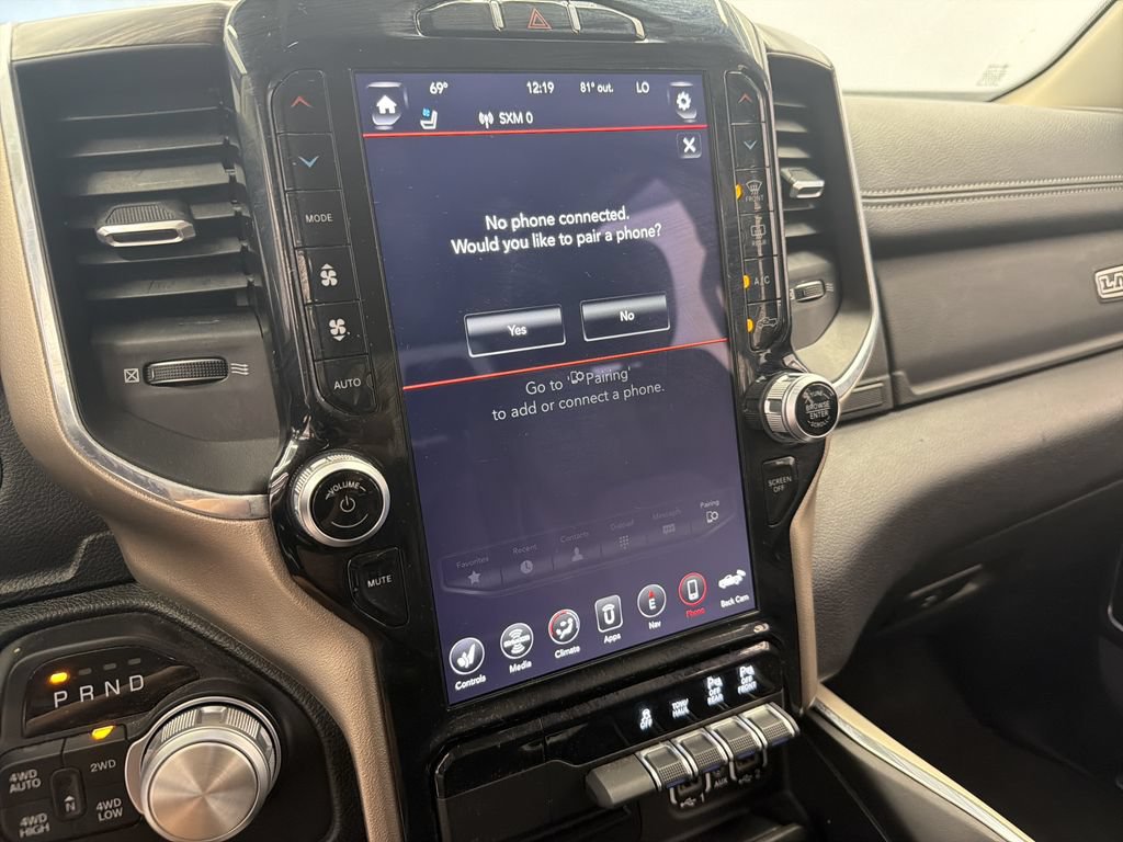 Used 2019 RAM 1500 Laramie AWD/4WD image 36