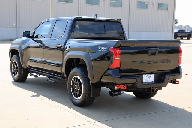 New 2024 Toyota Tacoma TRD Off-Road image 6