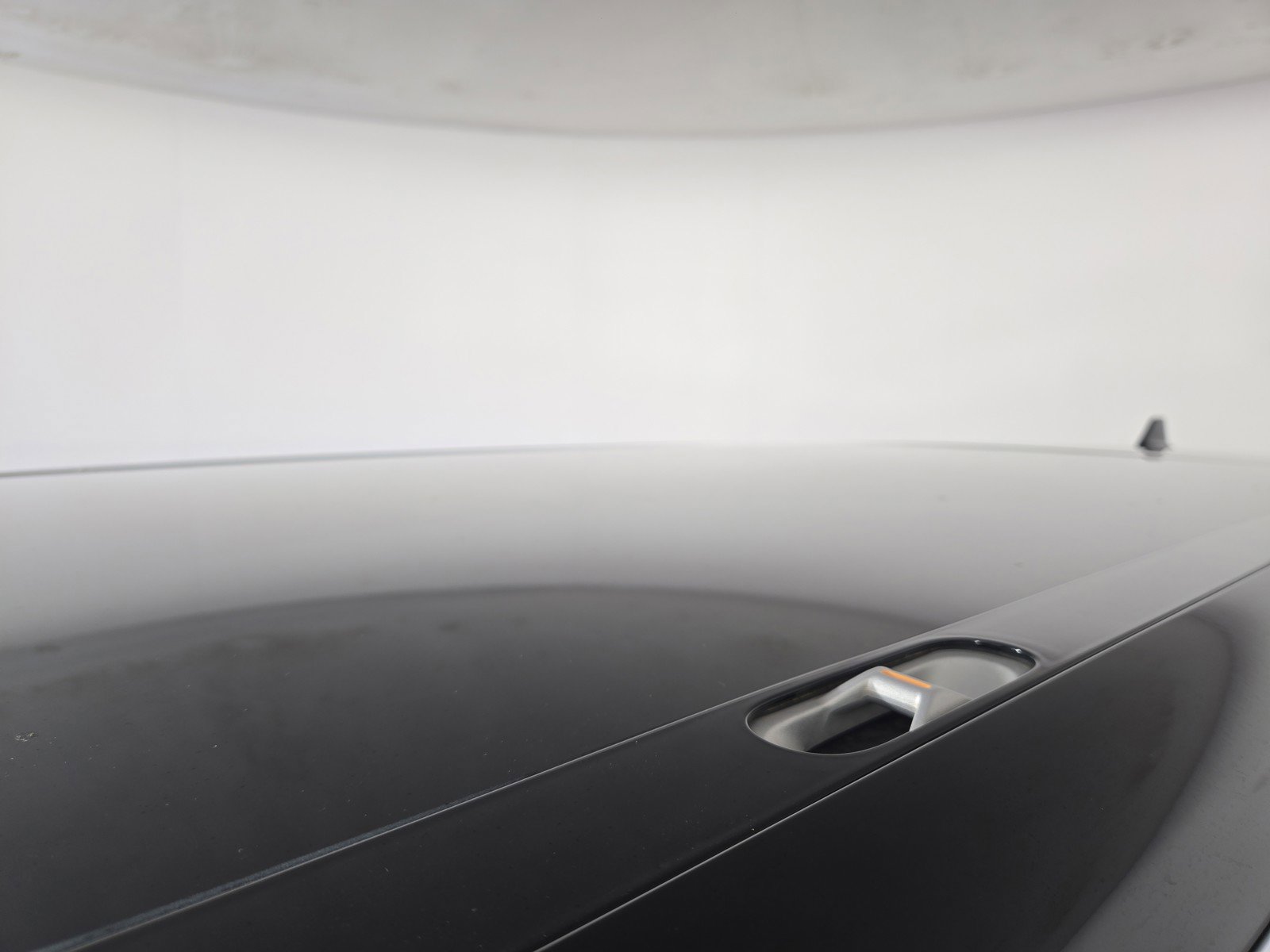 Used 2024 Rivian R1S Adventure AWD/4WD image 13