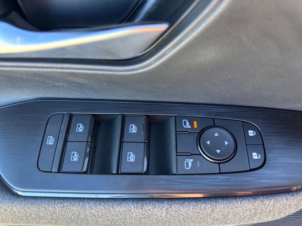 New 2026 Nissan Kicks SV FWD image 21