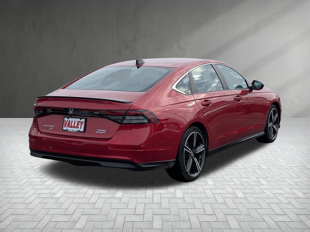 Used 2024 Honda Accord Sport image 9