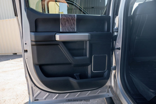 Used 2019 Ford F550 4x4 Crew Cab Super Duty image 32