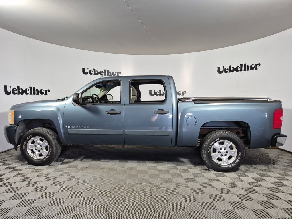 Used 2007 Chevrolet Silverado 1500 LT w/ 1LT Convenience Package image 4