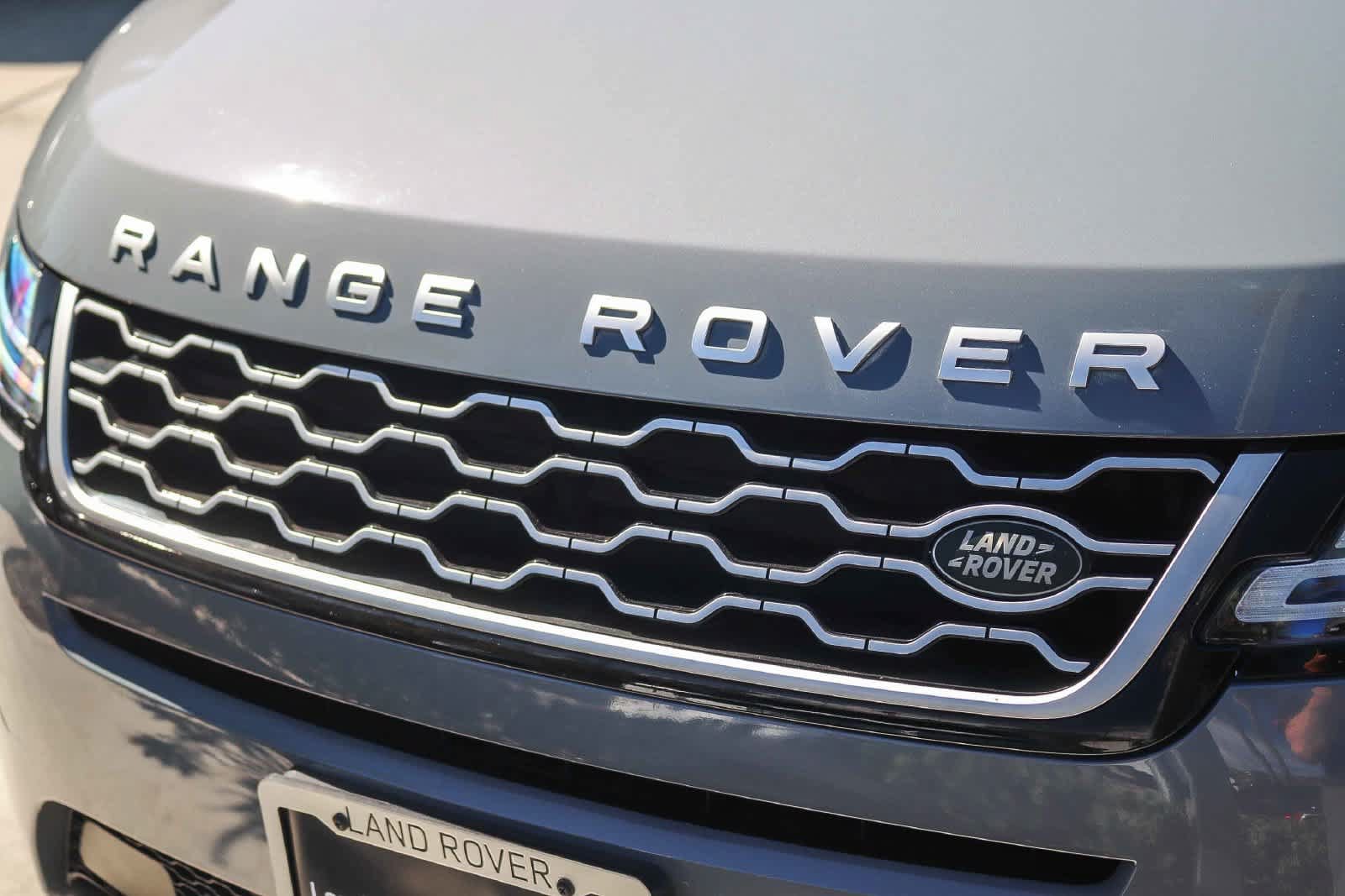Used 2021 Land Rover Range Rover Evoque SE AWD/4WD image 11