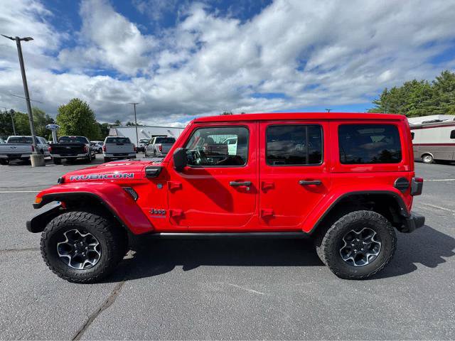 Used 2022 Jeep Wrangler Unlimited Rubicon 4xe AWD/4WD image 2