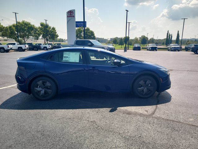 New 2026 Toyota Prius Plug-In Hybrid image 4