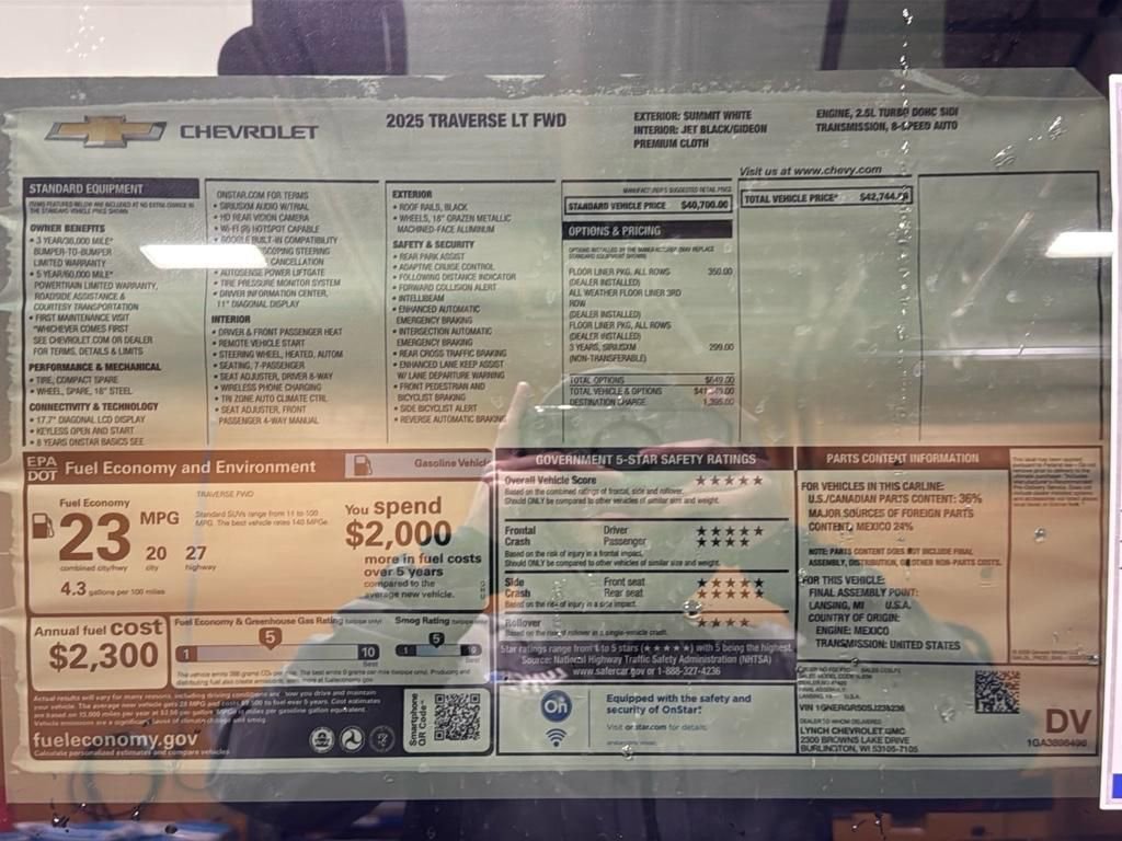 New 2025 Chevrolet Traverse LT w/ LPO, Floor Liner Package image 36
