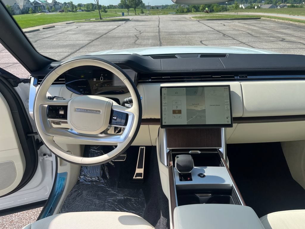 New 2026 Land Rover Range Rover SE AWD/4WD image 12