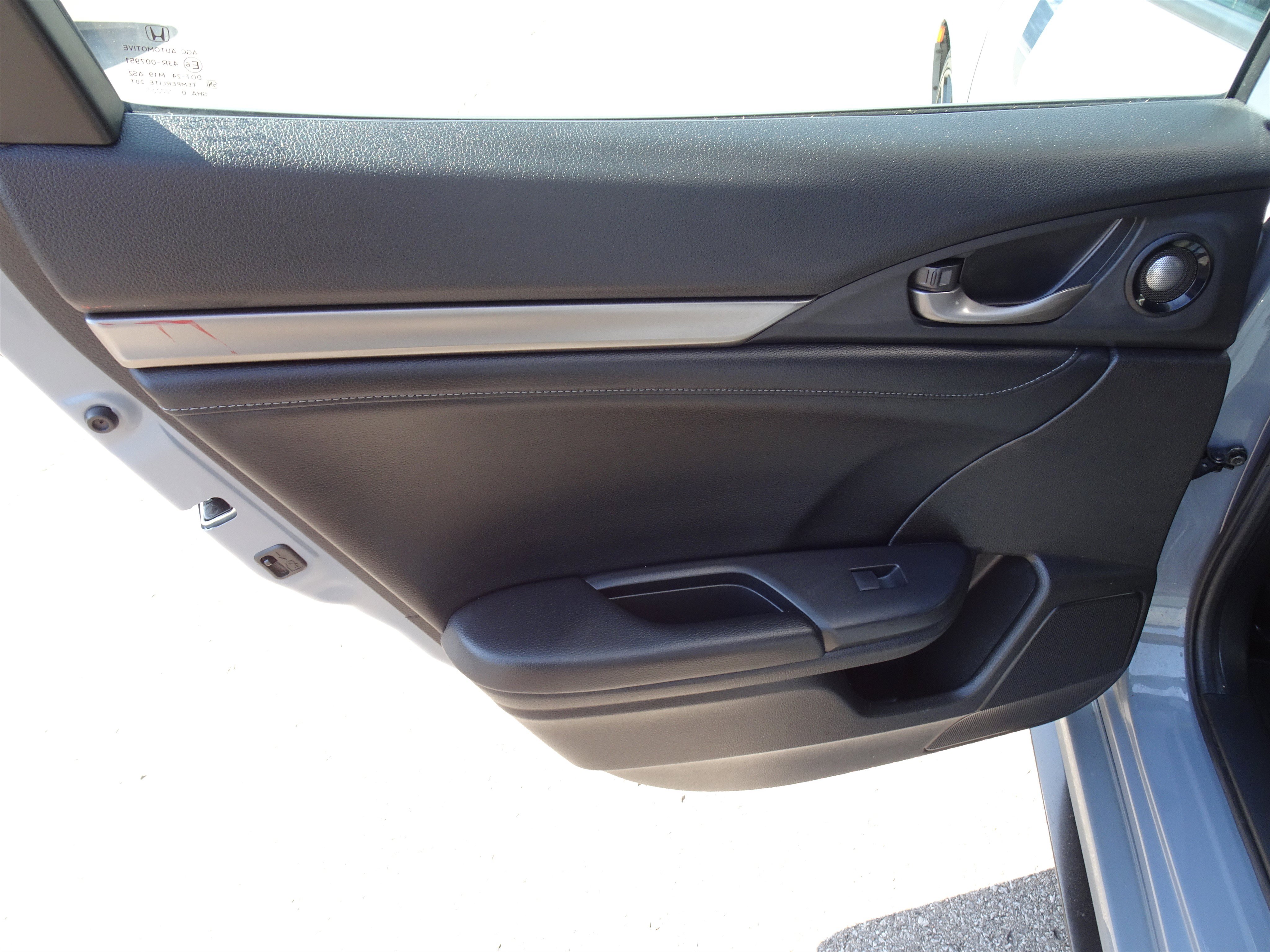 Used 2021 Honda Civic Sport Touring image 17