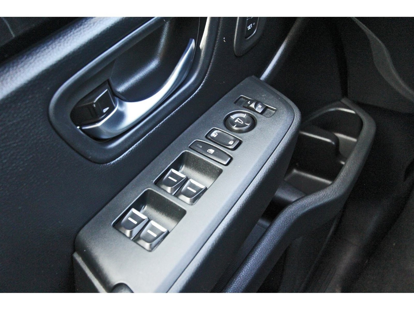 Used 2025 Honda Pilot EX-L image 22