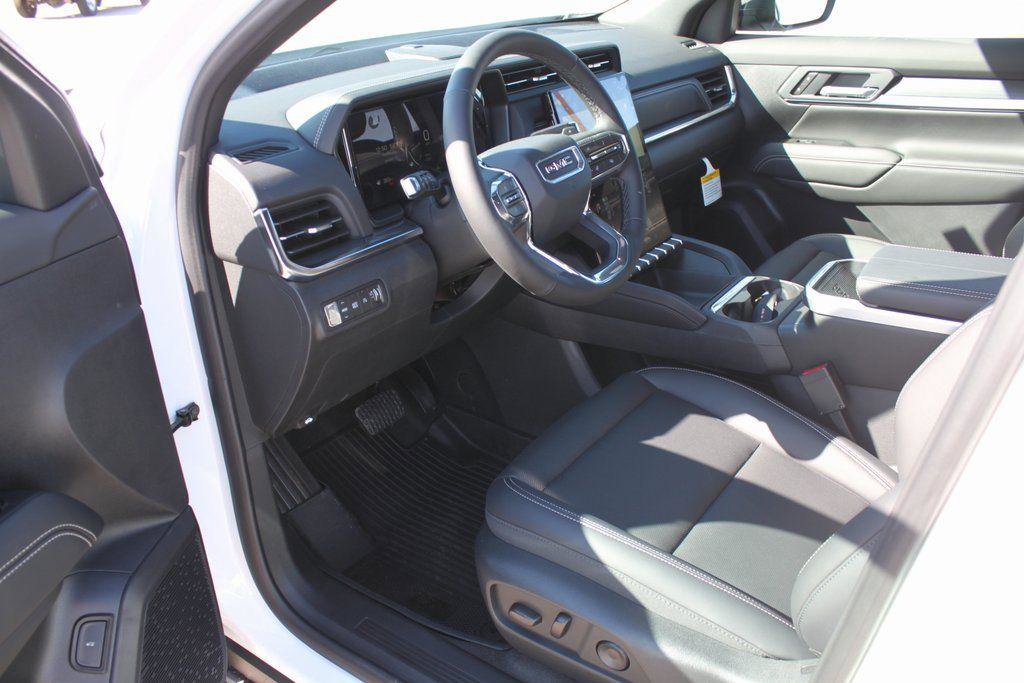 New 2026 GMC Terrain Elevation w/ Elevation Premium Package image 11