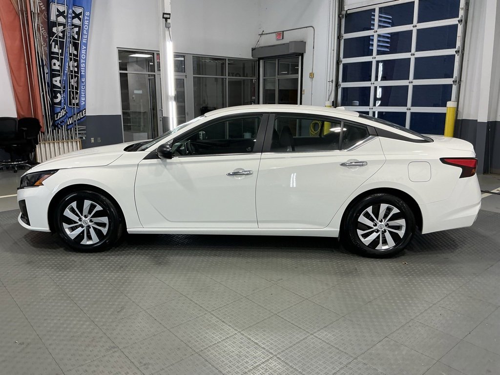 Used 2025 Nissan Altima 2.5 S image 33