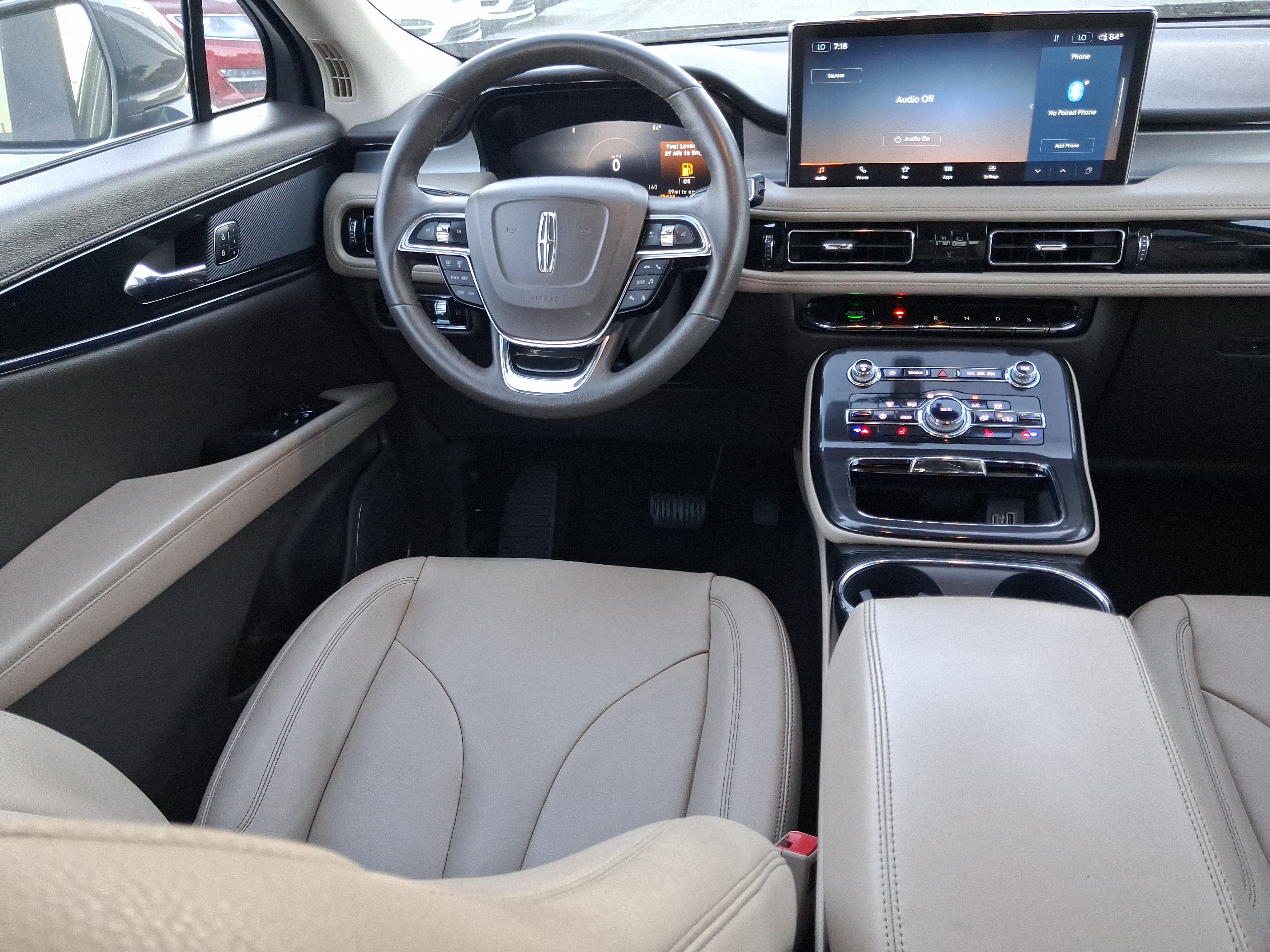 Used 2023 Lincoln Nautilus FWD image 8