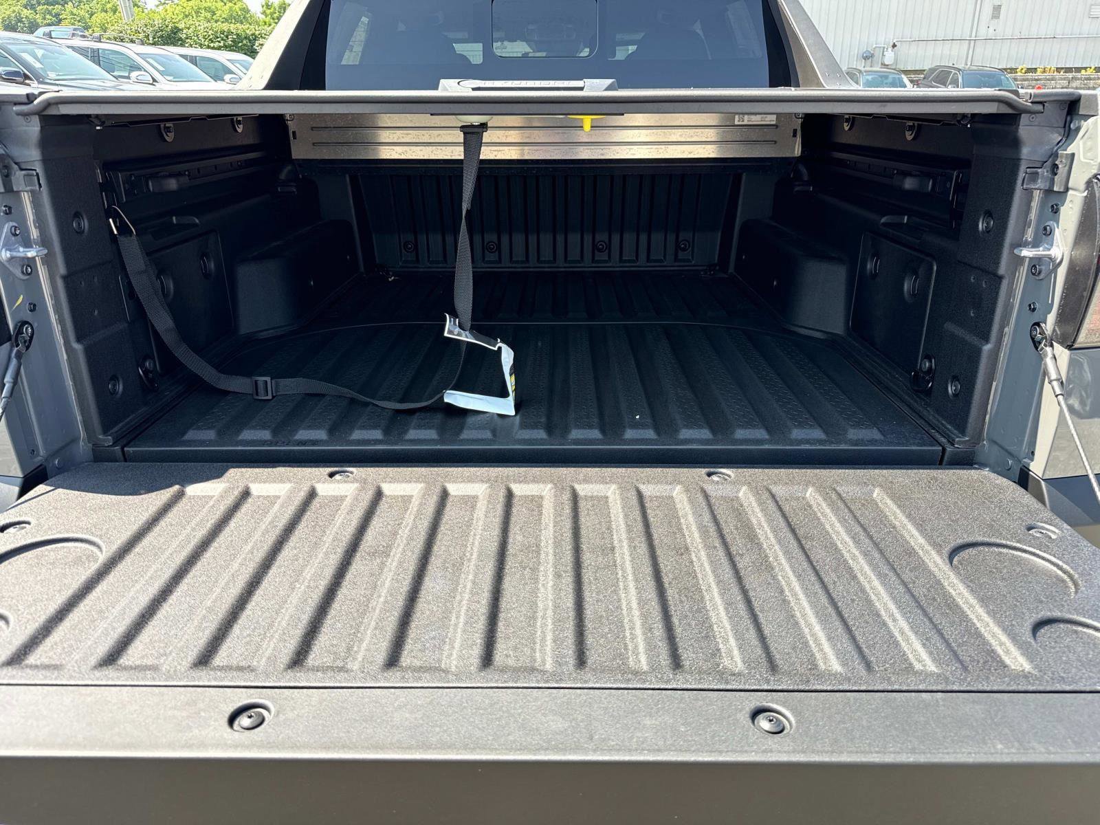 New 2025 Hyundai Santa Cruz XRT image 11