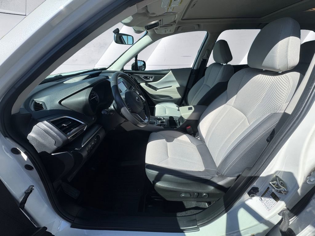 Used 2021 Subaru Forester Premium image 7