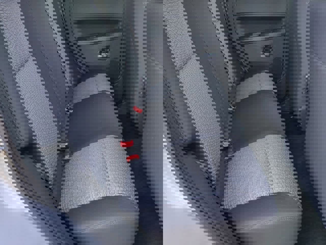 Used 2010 Jeep Grand Cherokee Laredo image 18