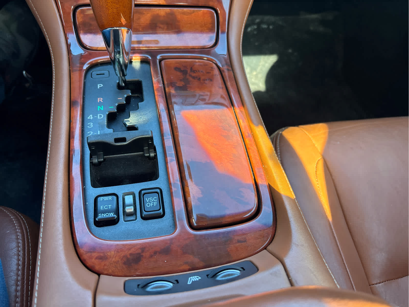 Used 2002 Lexus SC 430 Convertible RWD image 12
