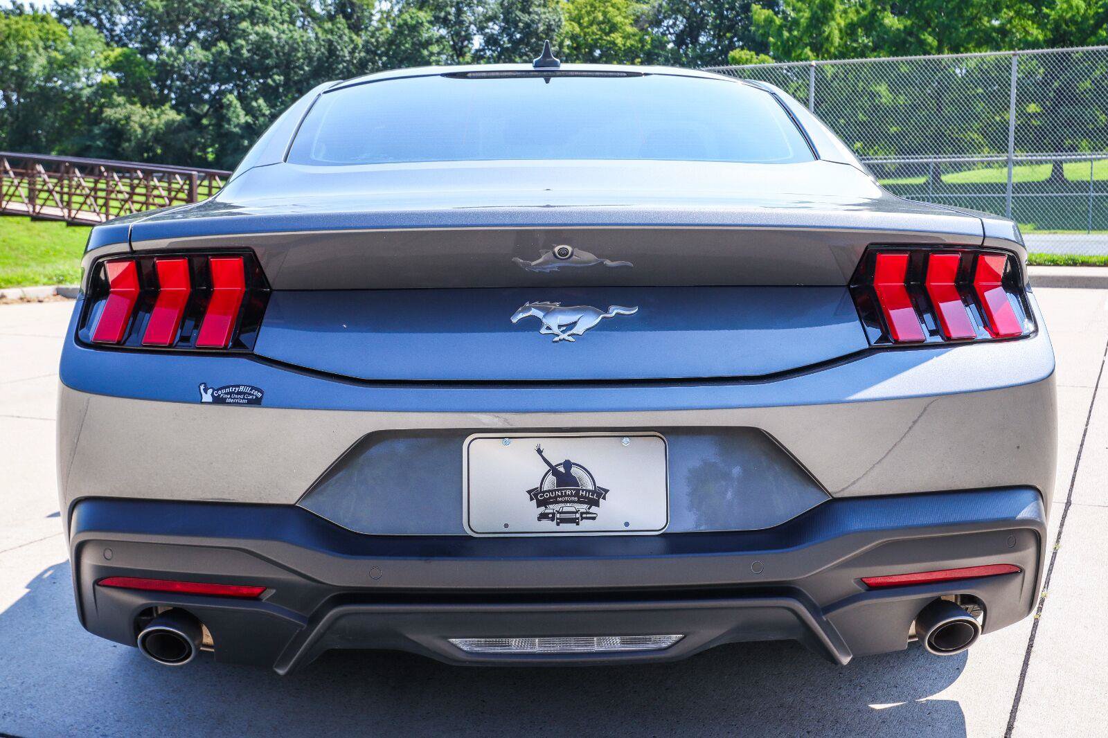 Used 2024 Ford Mustang Coupe RWD image 20