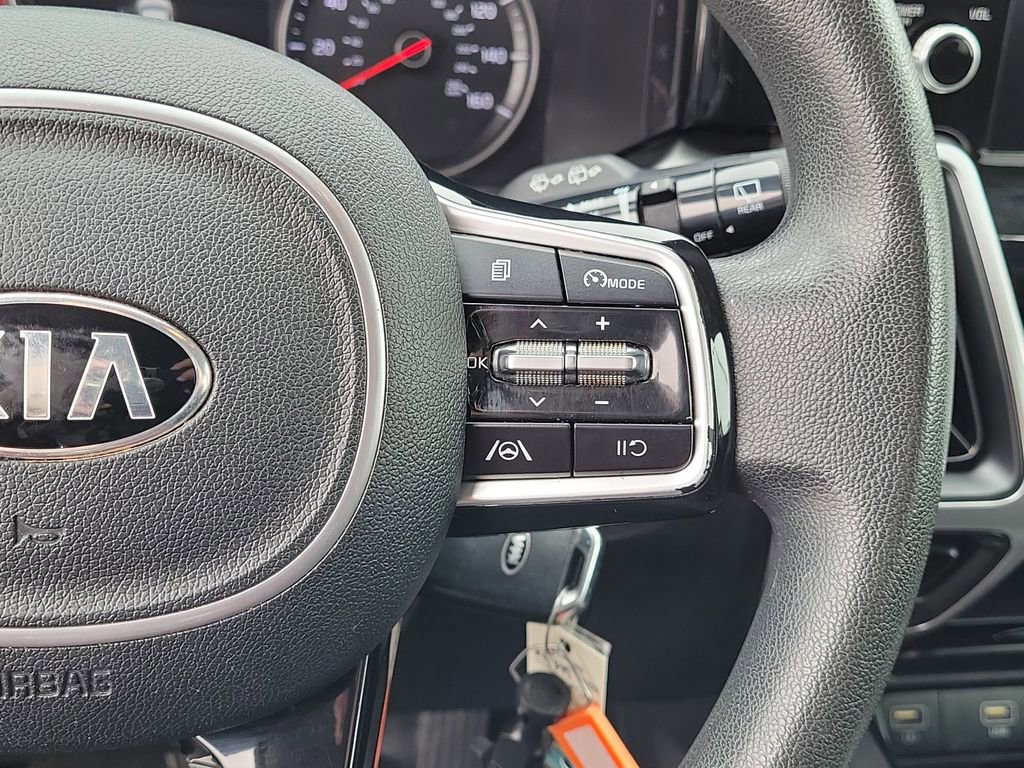Used 2021 Kia Sorento LX image 24