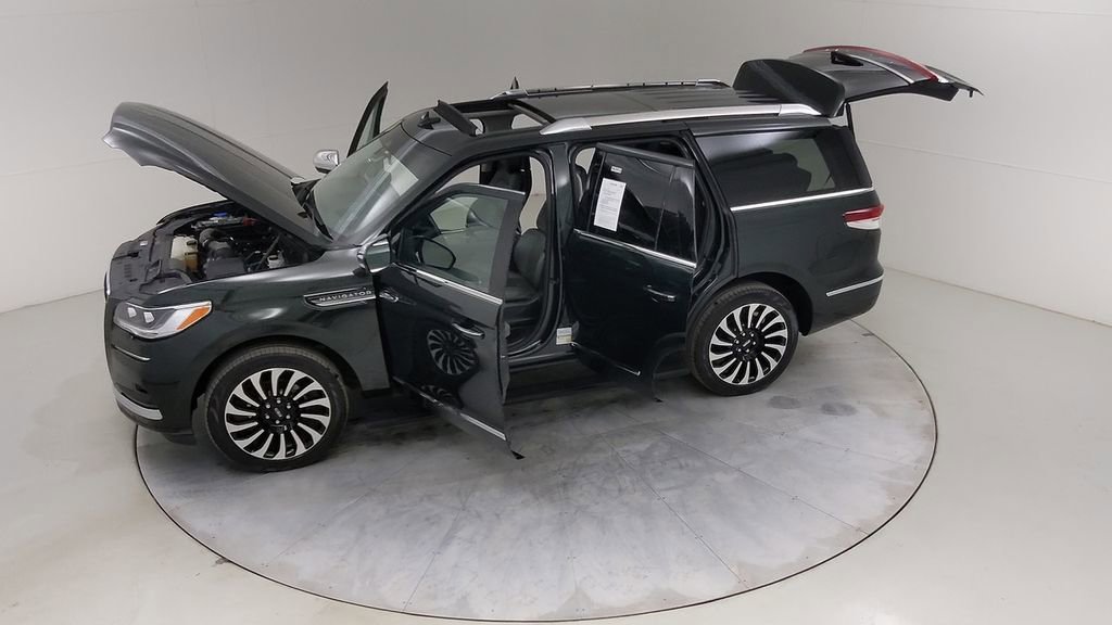 Used 2023 Lincoln Navigator Black Label image 59