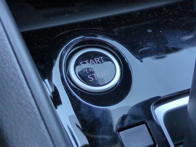 New 2025 Nissan Versa SV w/ Trunk Package image 25