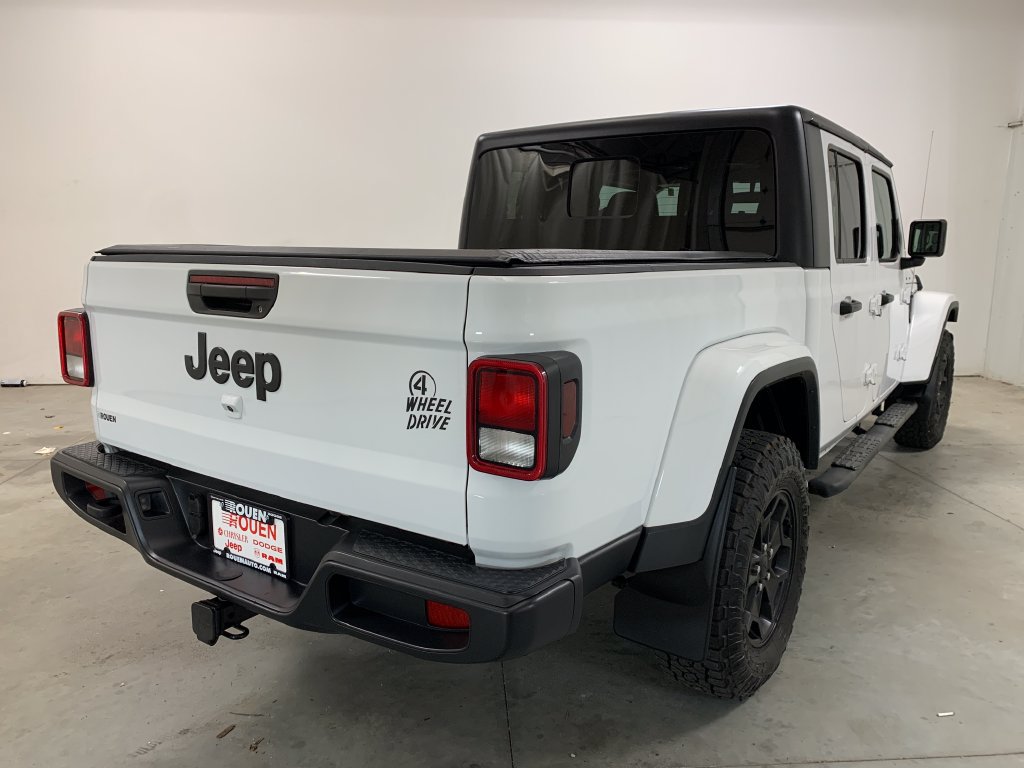 Used 2023 Jeep Gladiator Sport AWD/4WD image 10