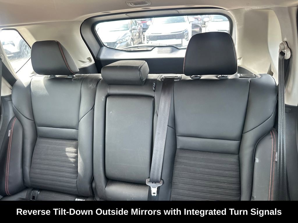 Used 2025 Nissan Rogue SV w/ Rock Creek Premium Package AWD/4WD image 17