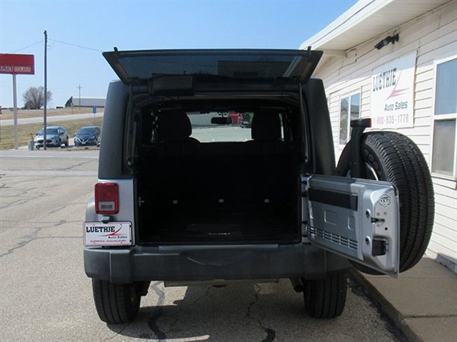 Used 2017 Jeep Wrangler Unlimited Sport w/ Quick Order Package 24S image 9
