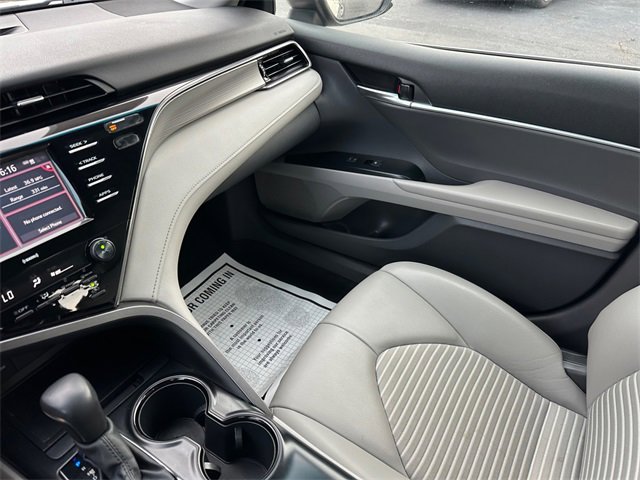 Used 2020 Toyota Camry SE image 28
