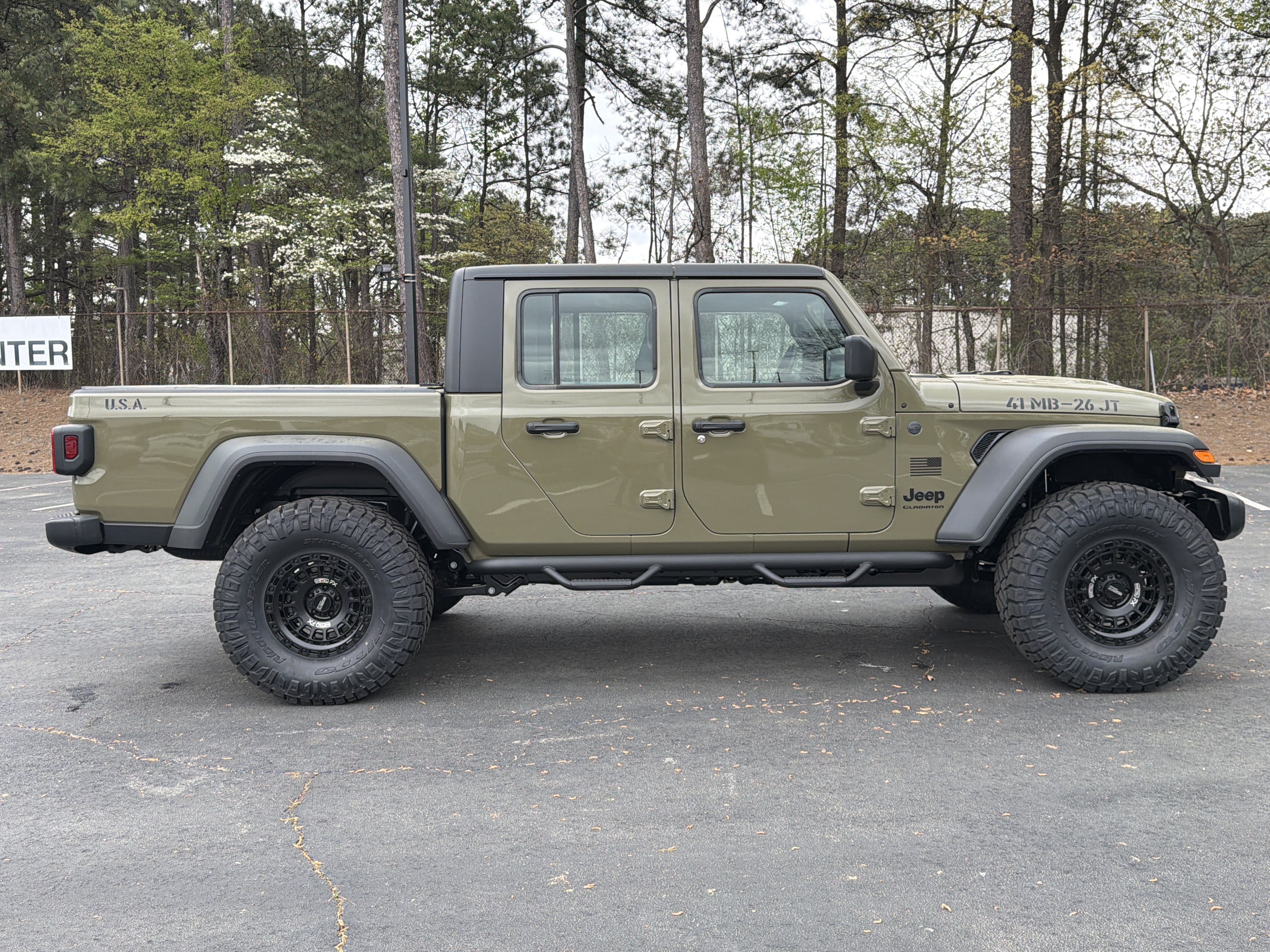 New 2026 Jeep Gladiator Sport AWD/4WD image 9