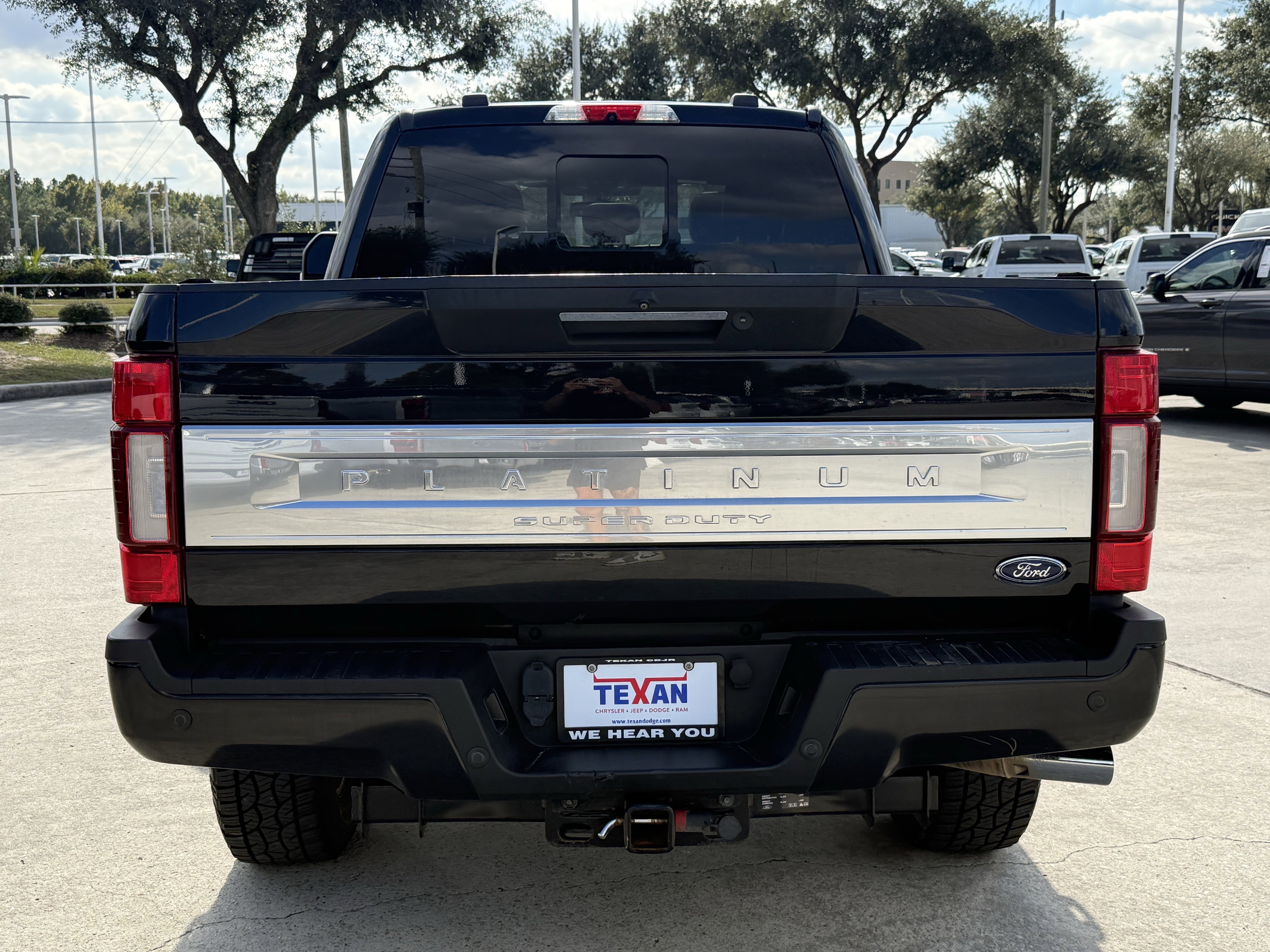 Used 2021 Ford F250 Platinum w/ FX4 Off-Road Package image 6