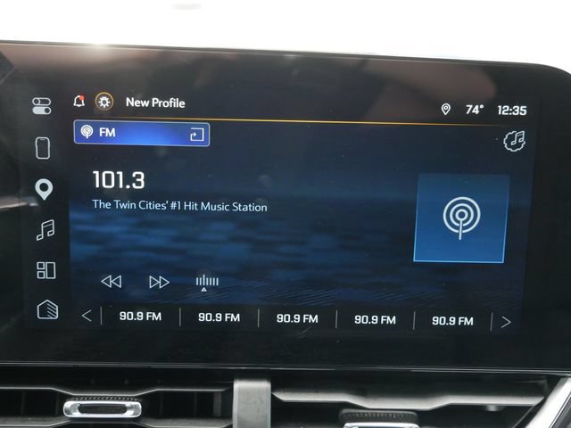 Used 2026 Chevrolet Equinox LT AWD/4WD image 14