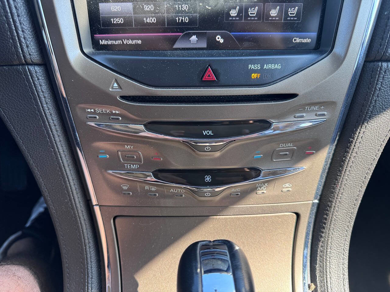 Used 2014 Lincoln MKX AWD image 14