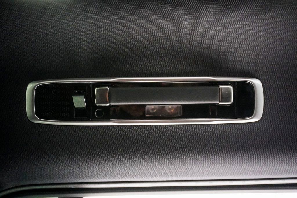 Used 2023 Land Rover Range Rover SE image 26