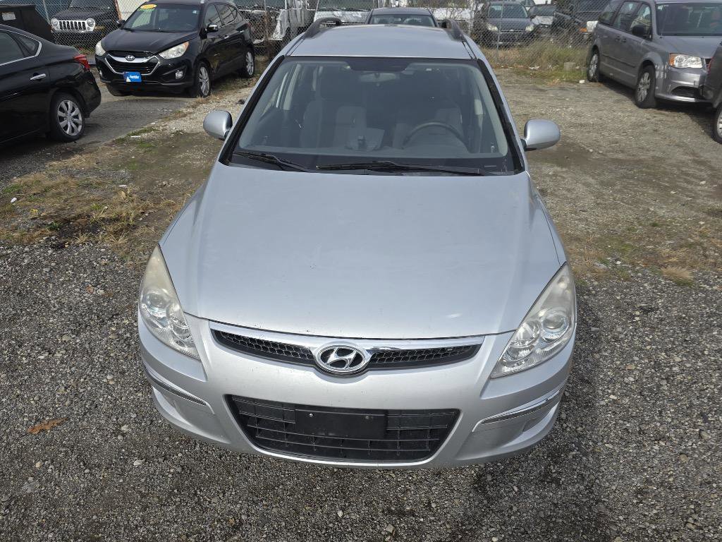 Used 2010 Hyundai Elantra SE w/ Popular Equipment Pkg 2 FWD image 2