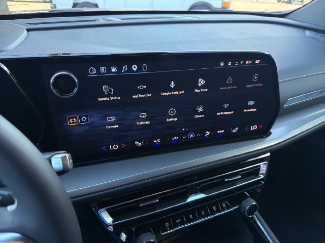 New 2027 Chevrolet Traverse LT w/ Midnight/Sport Edition FWD image 28