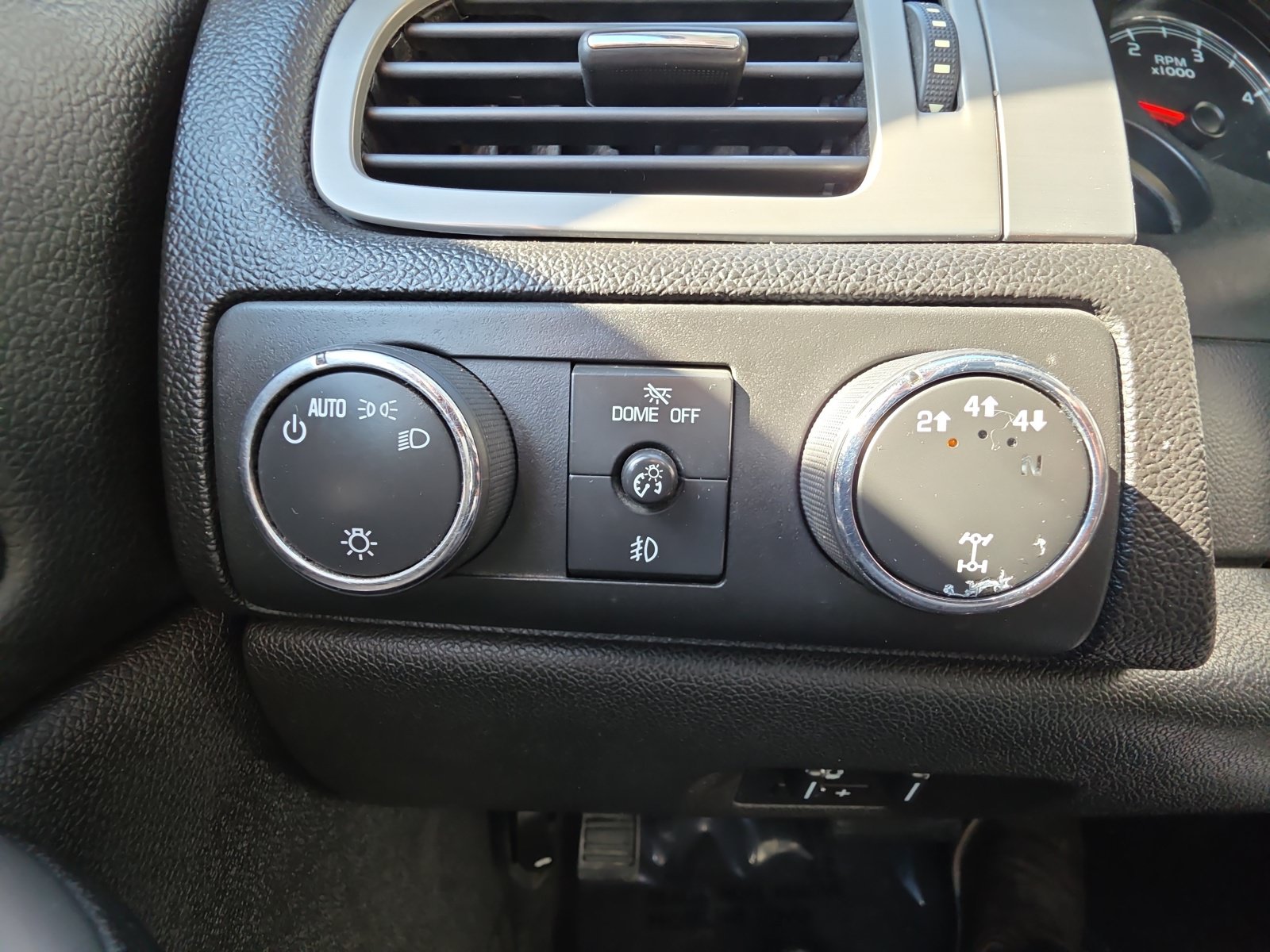 Used 2013 Chevrolet Silverado 3500 LTZ w/ LTZ Plus Package AWD/4WD image 25