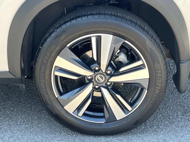 Used 2021 Nissan Rogue SL FWD image 11