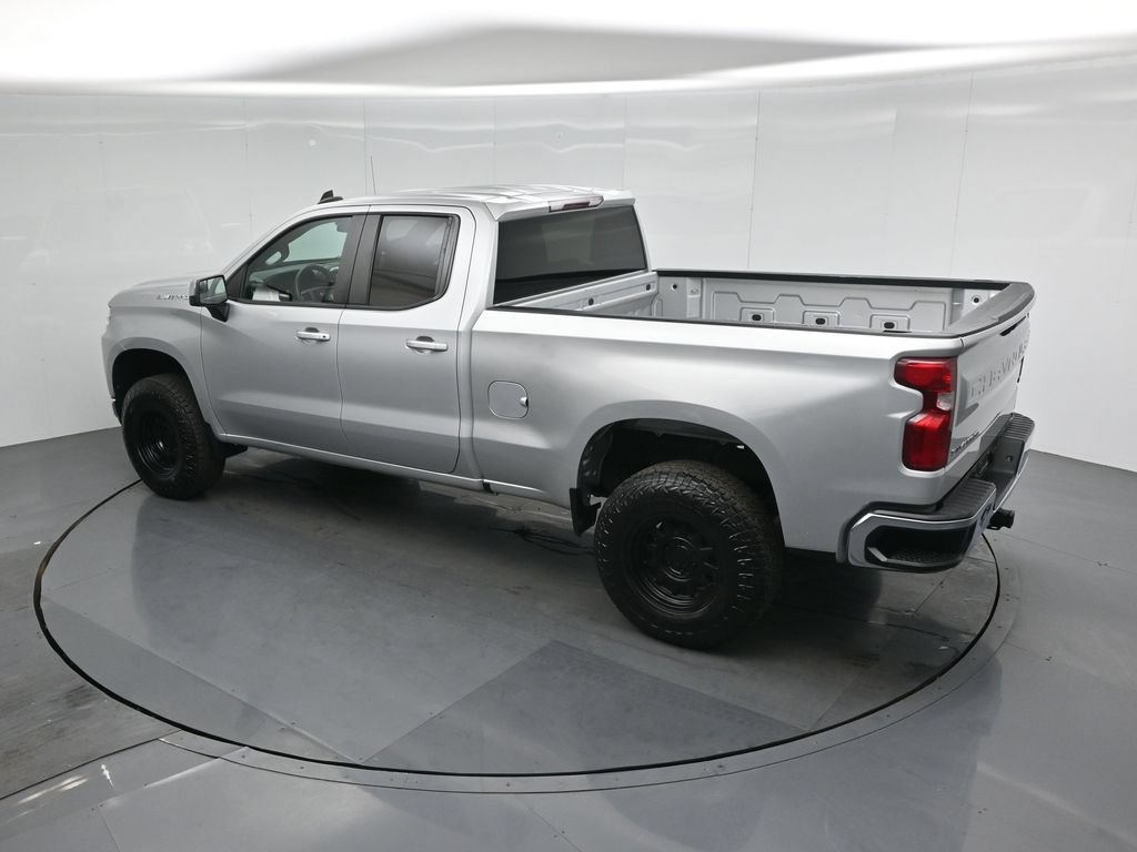 Used 2020 Chevrolet Silverado 1500 LT w/ Trailering Package AWD/4WD image 35