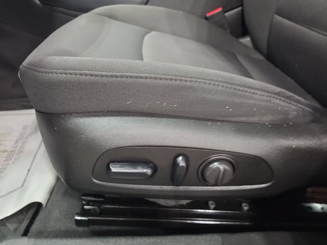 Used 2018 Chevrolet Malibu LT w/ LPO, Convenience Package 2 FWD image 20