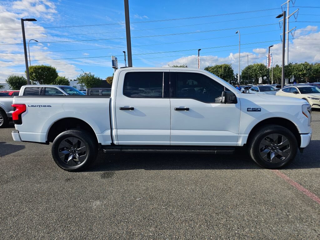 Certified 2024 Ford F150 Lightning XLT AWD/4WD image 4