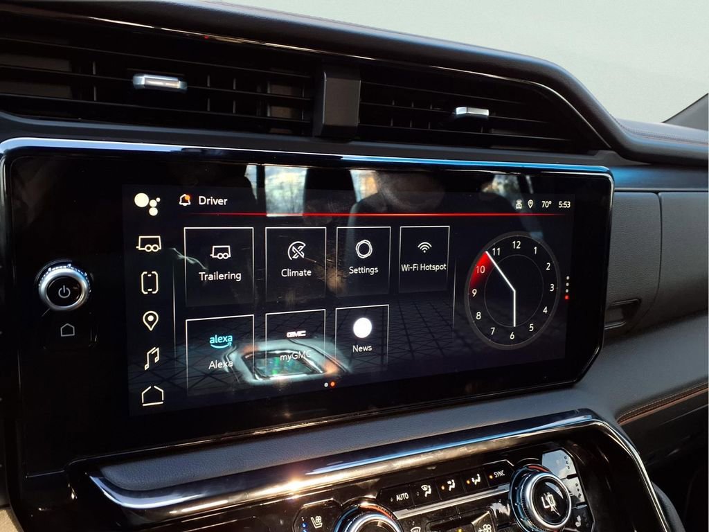 Certified 2022 GMC Sierra 1500 AT4 w/ AT4 Premium Package image 9