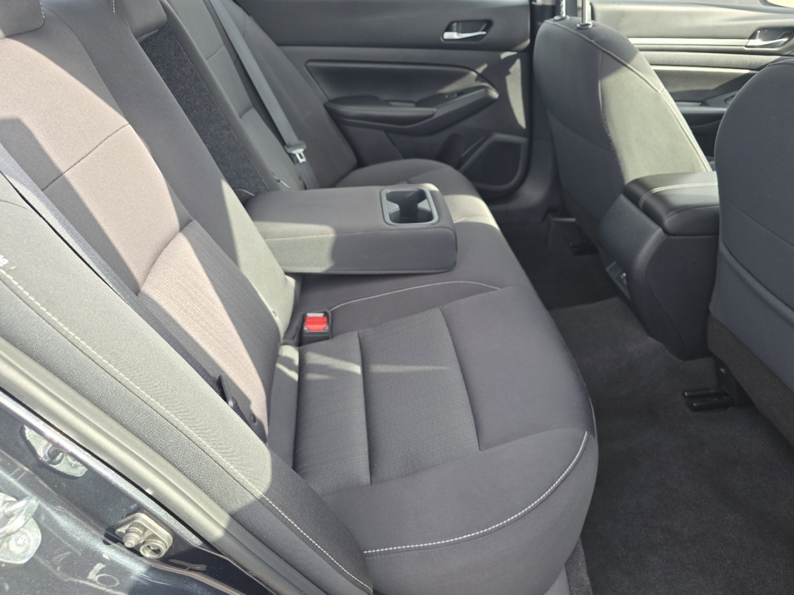 Used 2022 Nissan Altima 2.5 SV image 17