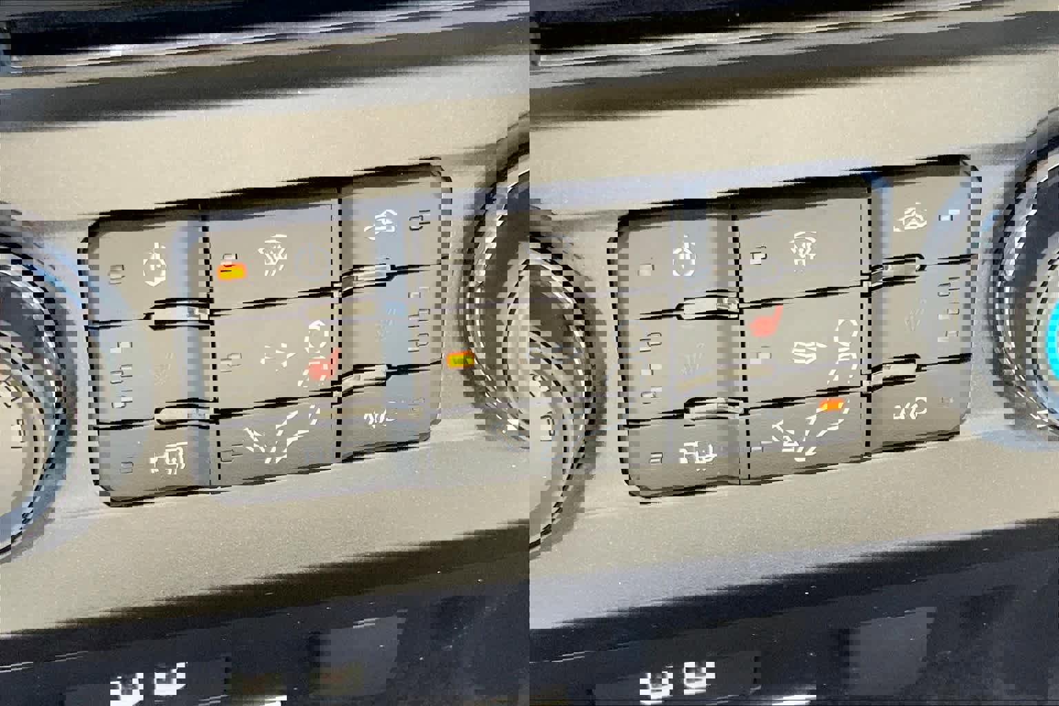 Used 2018 Ford F250 XLT w/ XLT Premium Package image 33