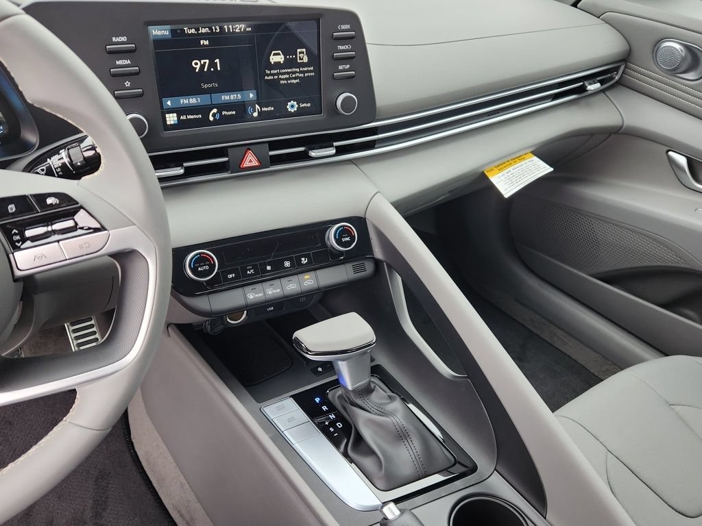 New 2026 Hyundai Elantra Sport w/ Cargo Package FWD image 17