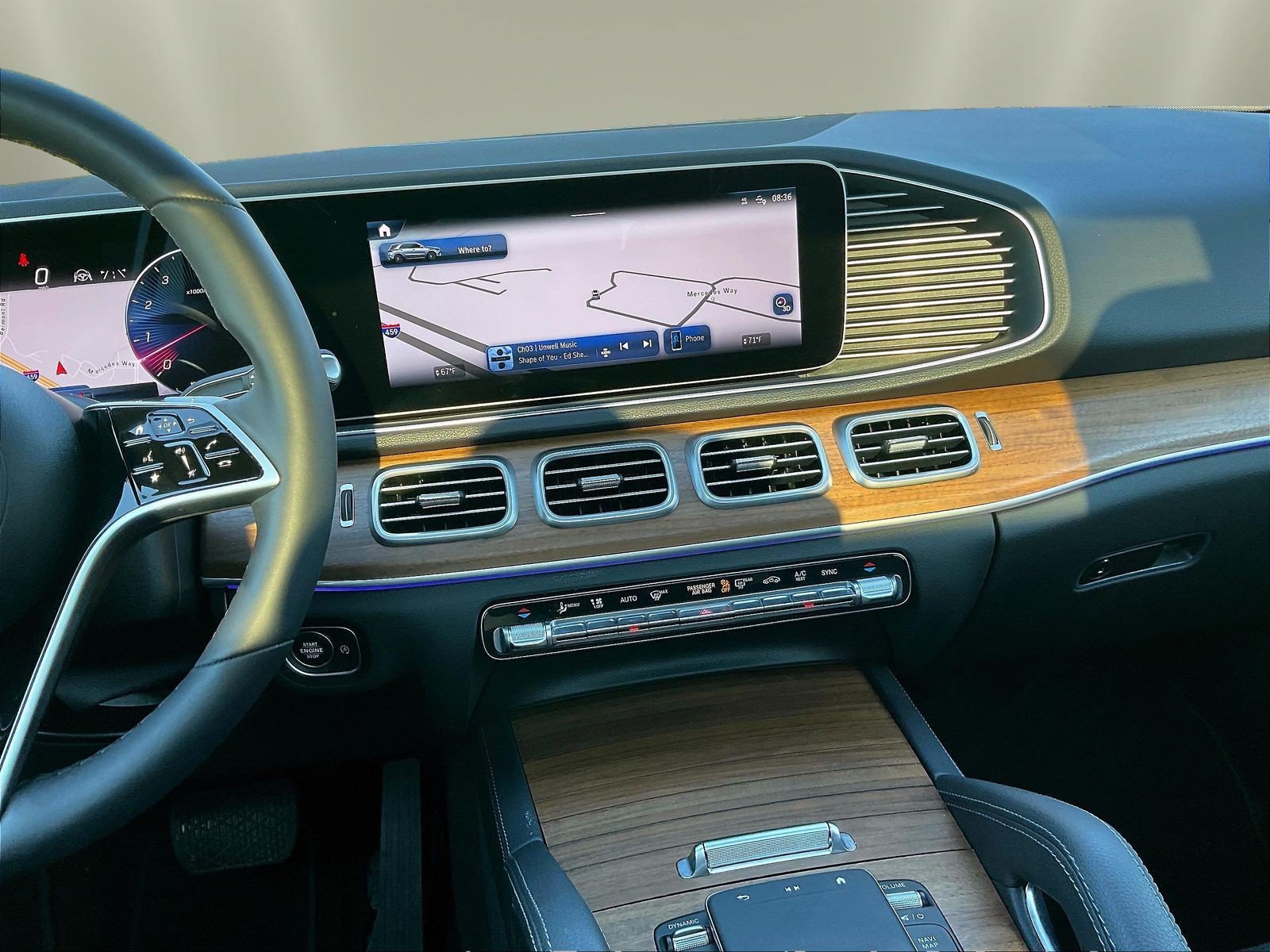 Certified 2024 Mercedes-Benz GLE 450 4MATIC image 11