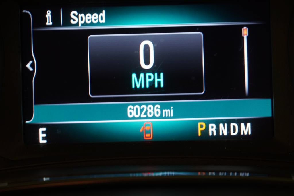 Used 2019 Buick Encore Essence AWD/4WD image 5